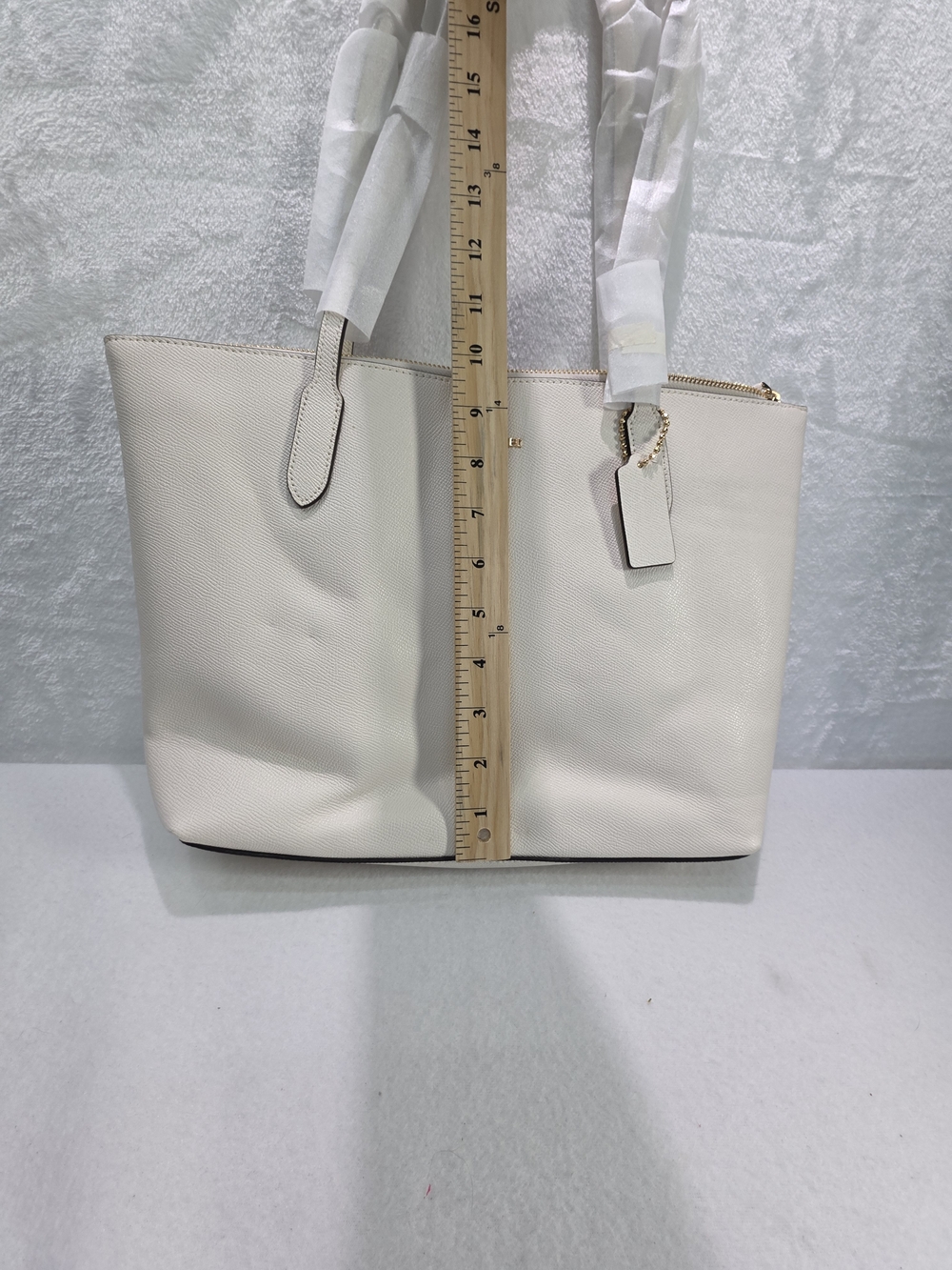 Coach Zip Top Tote City Tote Off WHITE NWT - Picture 6 of 9